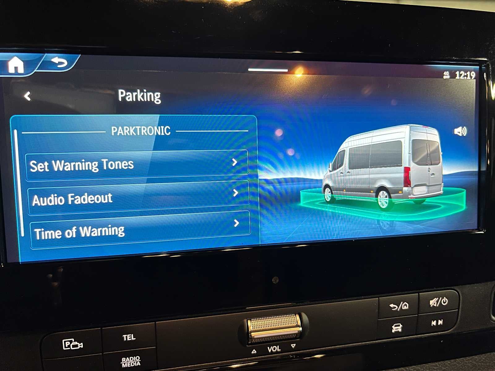 2026 Mercedes-Benz Sprinter 2500 Standard Roof I4 Diesel HO 144" AWD