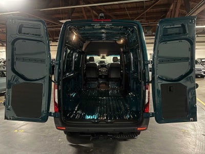 2026 Mercedes-Benz Sprinter 2500 Standard Roof I4 Diesel HO 144" AWD