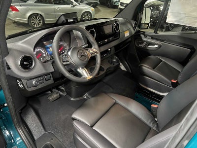 2026 Mercedes-Benz Sprinter 2500 Standard Roof I4 Diesel HO 144" AWD