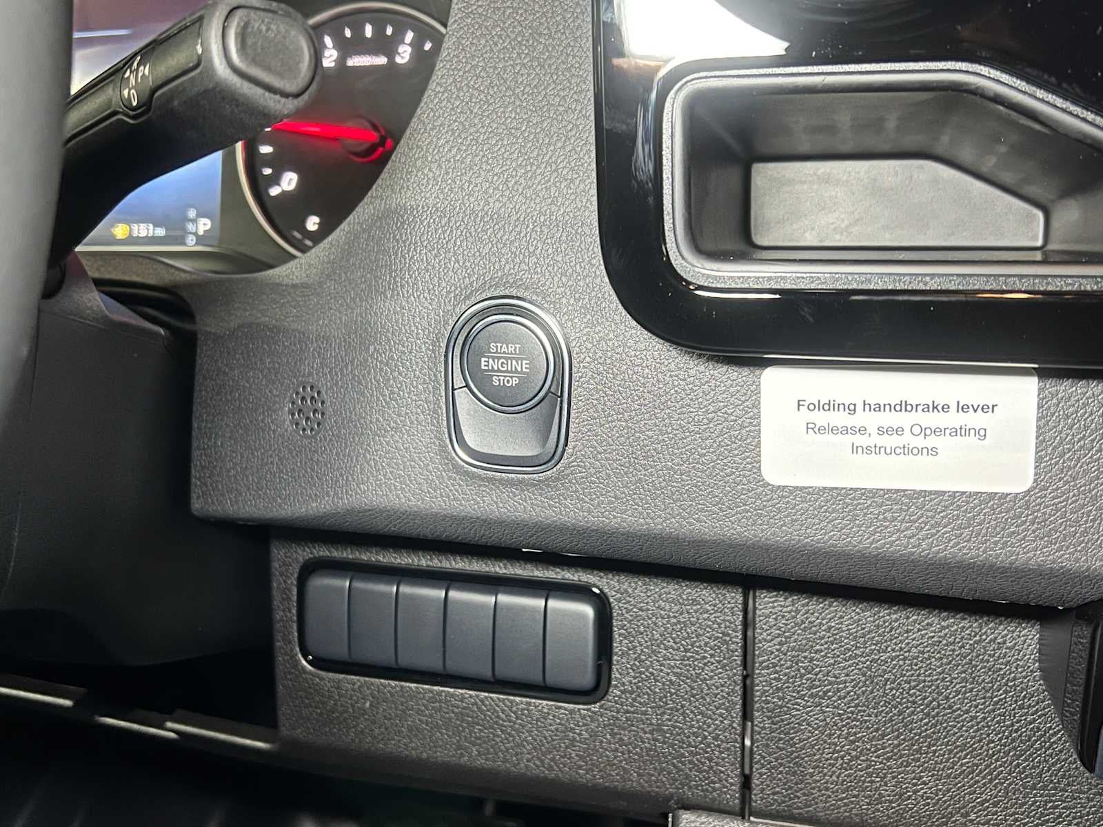 2026 Mercedes-Benz Sprinter 2500 Standard Roof I4 Diesel HO 144" AWD