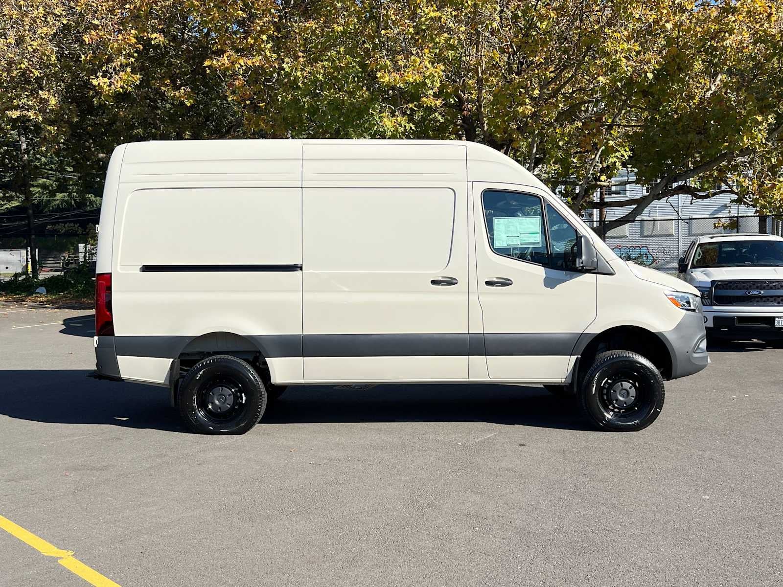 2027 Mercedes-Benz Sprinter Cargo 2500 Standard Roof I4 Diesel HO 144 AWD