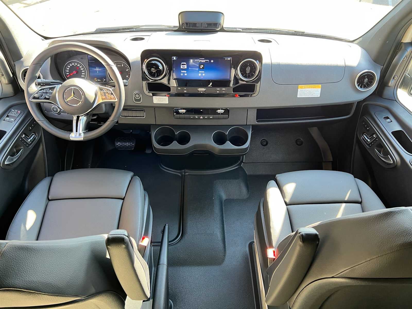 2027 Mercedes-Benz Sprinter Cargo 2500 Standard Roof I4 Diesel HO 144 AWD