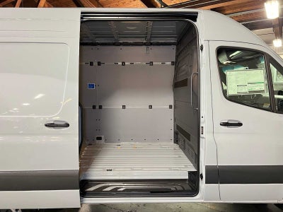 2026 Mercedes-Benz Sprinter Cargo 2500 Standard Roof I4 Diesel HO 144 AWD