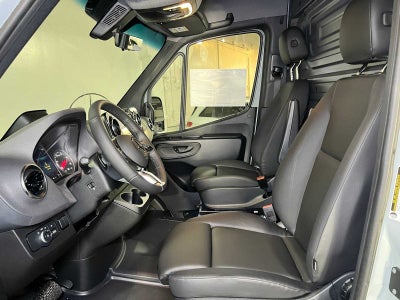 2026 Mercedes-Benz Sprinter Cargo 2500 Standard Roof I4 Diesel HO 144 AWD