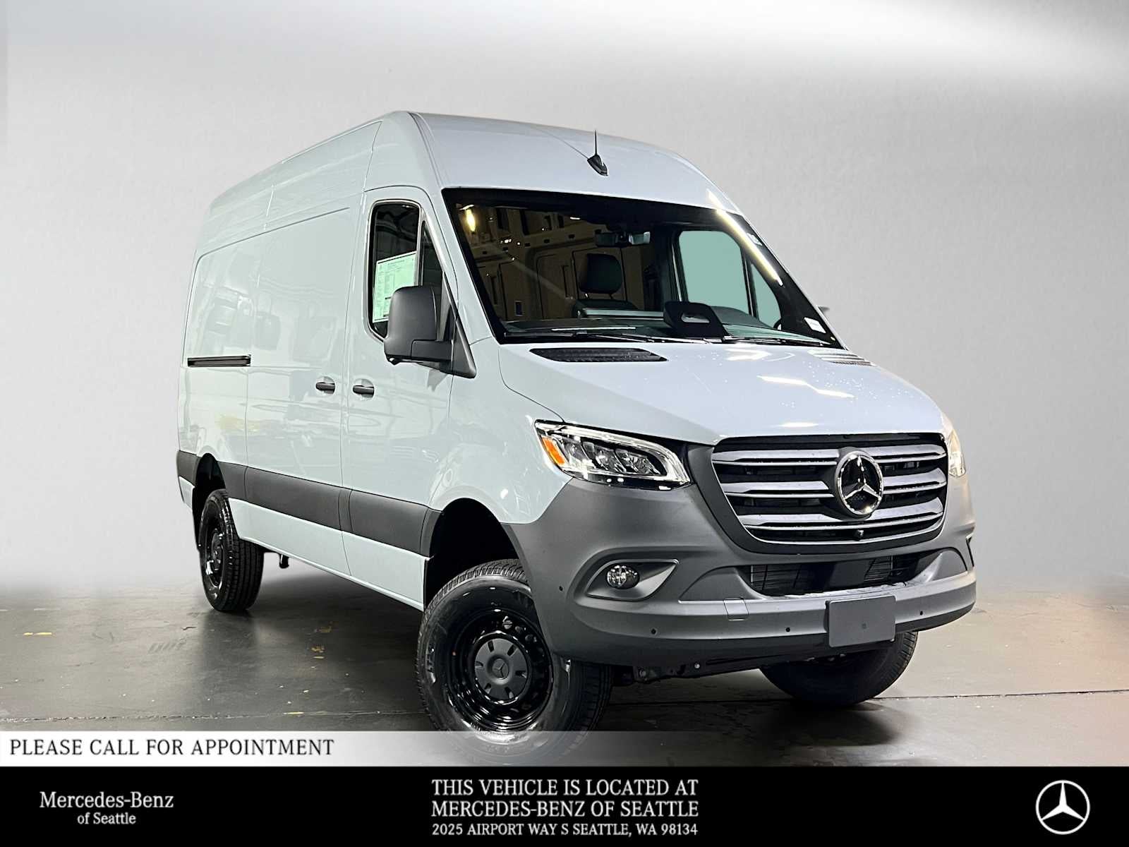 2027 Mercedes-Benz Sprinter Cargo 2500 Standard Roof I4 Diesel HO 144 AWD