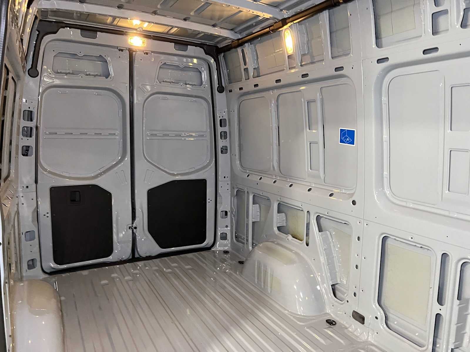 2027 Mercedes-Benz Sprinter Cargo 2500 Standard Roof I4 Diesel HO 144 AWD