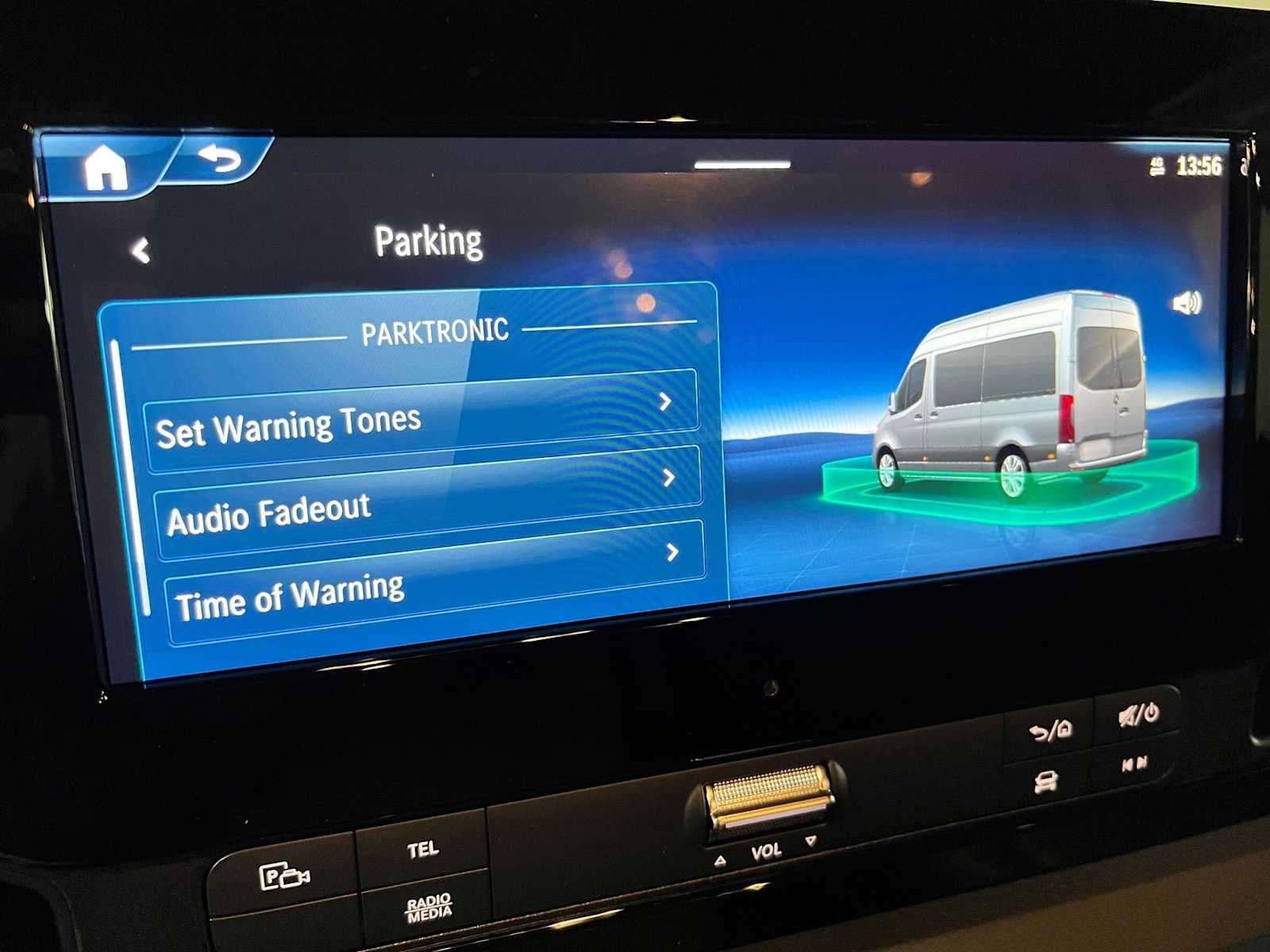 2027 Mercedes-Benz Sprinter Cargo 2500 Standard Roof I4 Diesel HO 144 AWD
