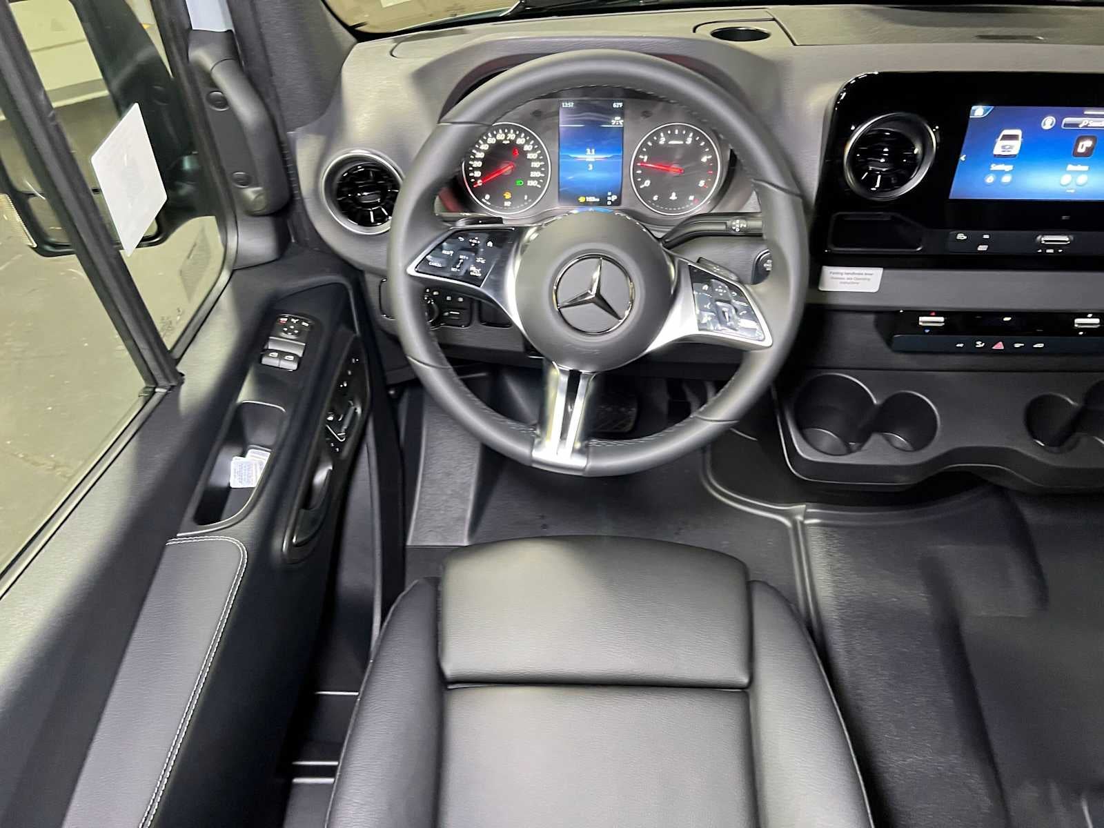 2027 Mercedes-Benz Sprinter Cargo 2500 Standard Roof I4 Diesel HO 144 AWD