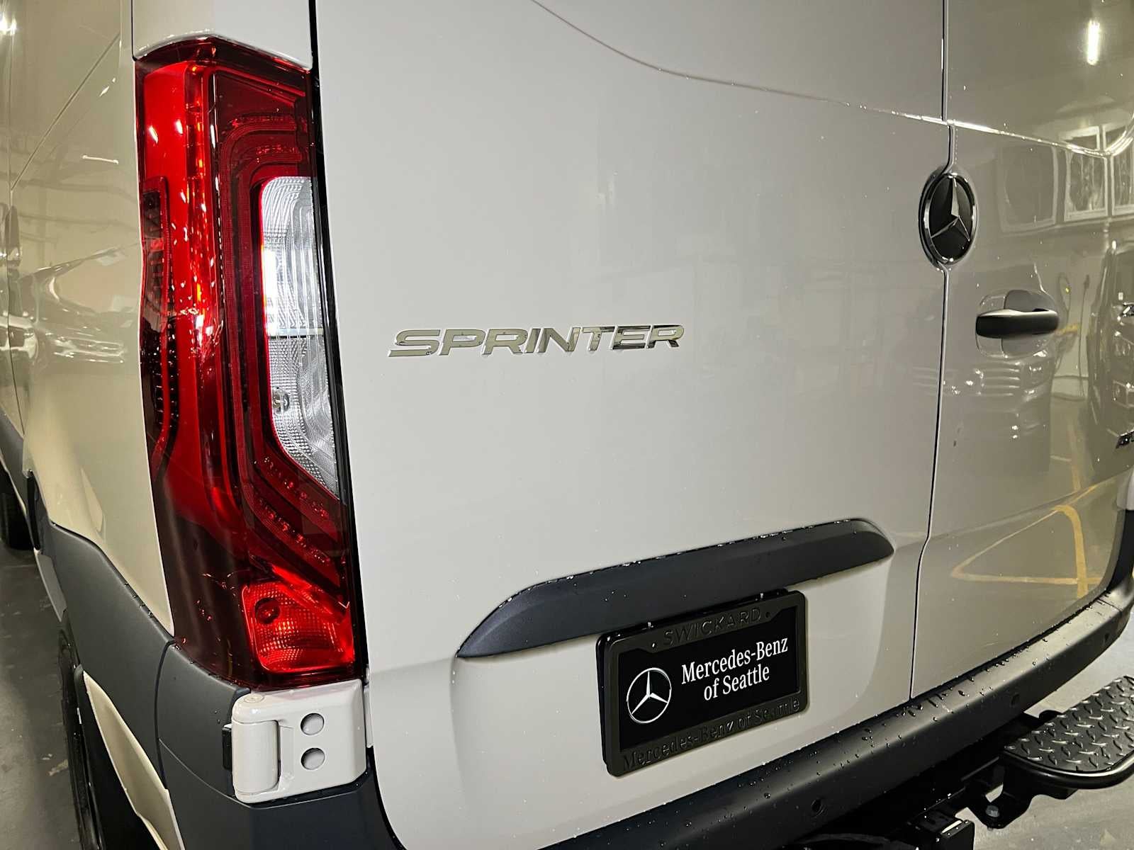 2027 Mercedes-Benz Sprinter Cargo 2500 Standard Roof I4 Diesel HO 144 AWD