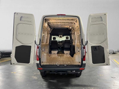 2027 Mercedes-Benz Sprinter Cargo 2500 Standard Roof I4 Diesel HO 144 AWD