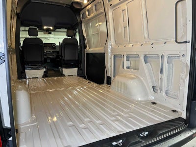 2027 Mercedes-Benz Sprinter Cargo 2500 Standard Roof I4 Diesel HO 144 AWD