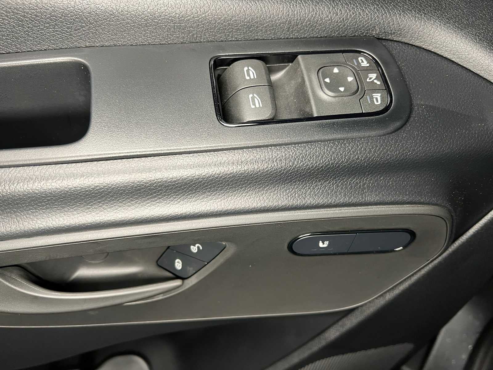 2025 Mercedes-Benz Sprinter Cargo Van 2500 Standard Roof I4 Diesel HO 144 AWD