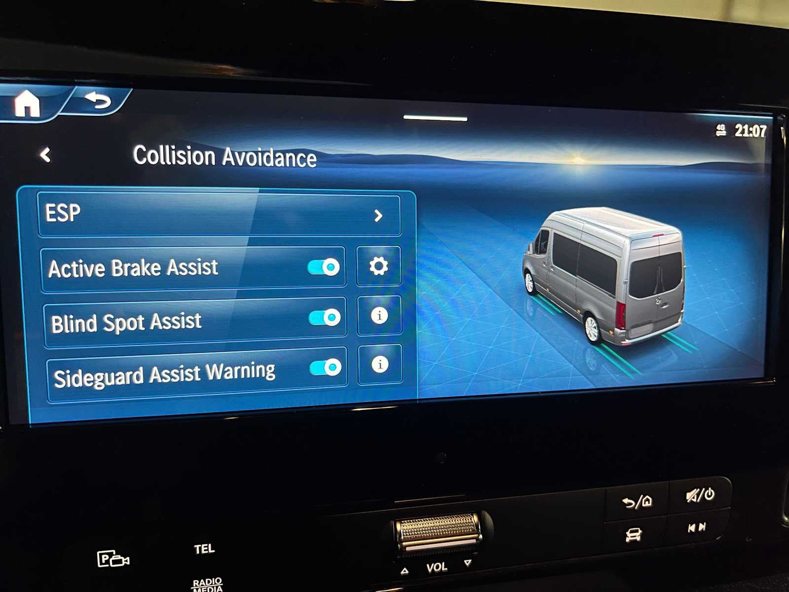 2025 Mercedes-Benz Sprinter Cargo Van 2500 Standard Roof I4 Diesel HO 144 AWD