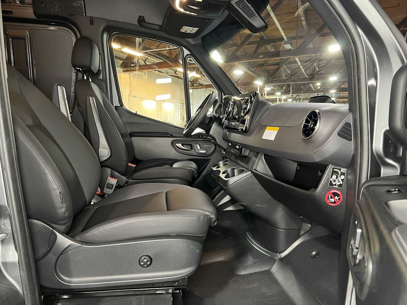 2026 Mercedes-Benz Sprinter 2500 Standard Roof I4 Diesel HO 144 AWD