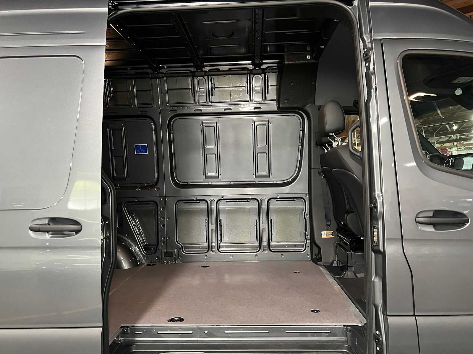 2026 Mercedes-Benz Sprinter 2500 Standard Roof I4 Diesel HO 144 AWD
