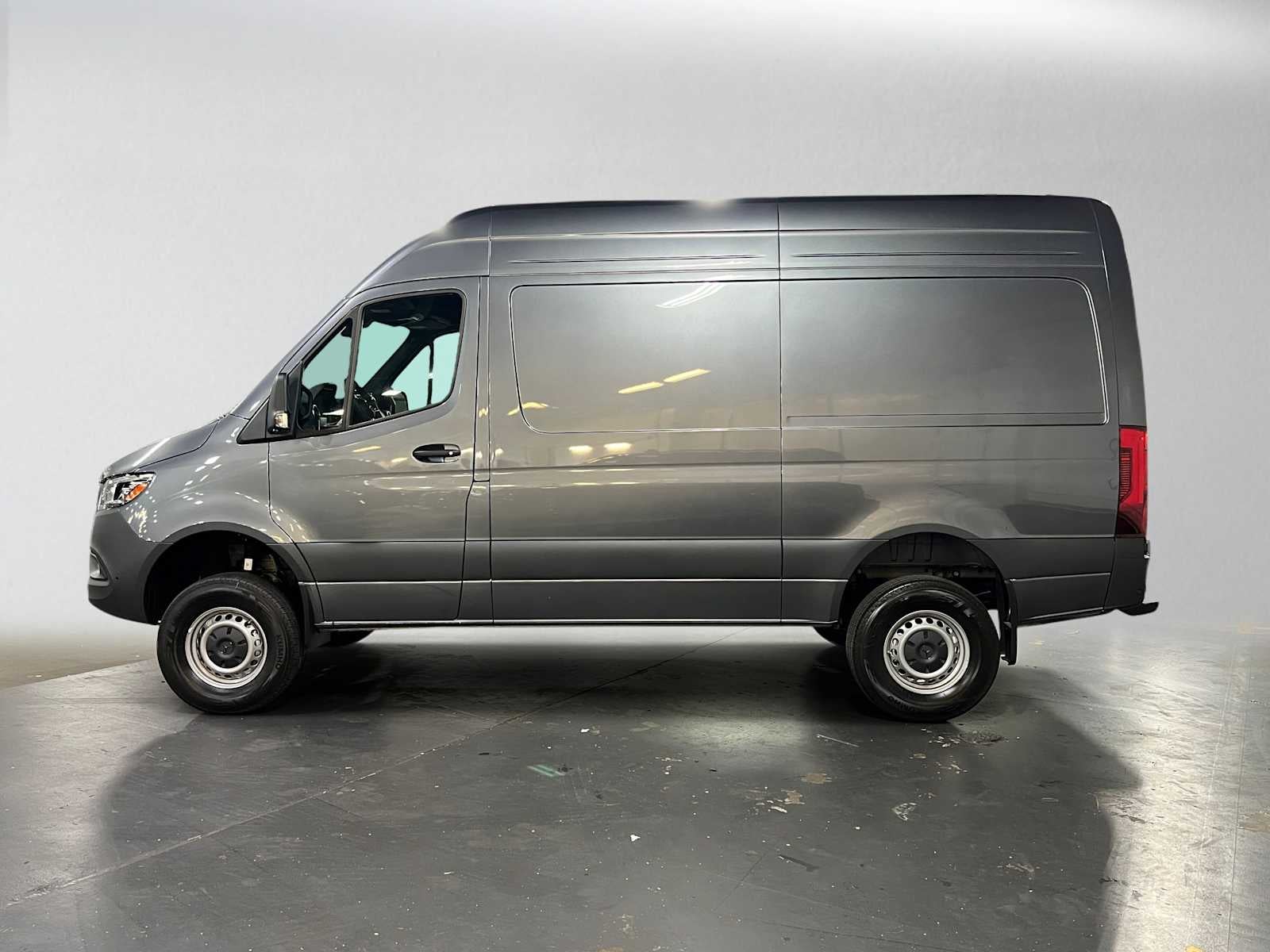2026 Mercedes-Benz Sprinter 2500 Standard Roof I4 Diesel HO 144 AWD