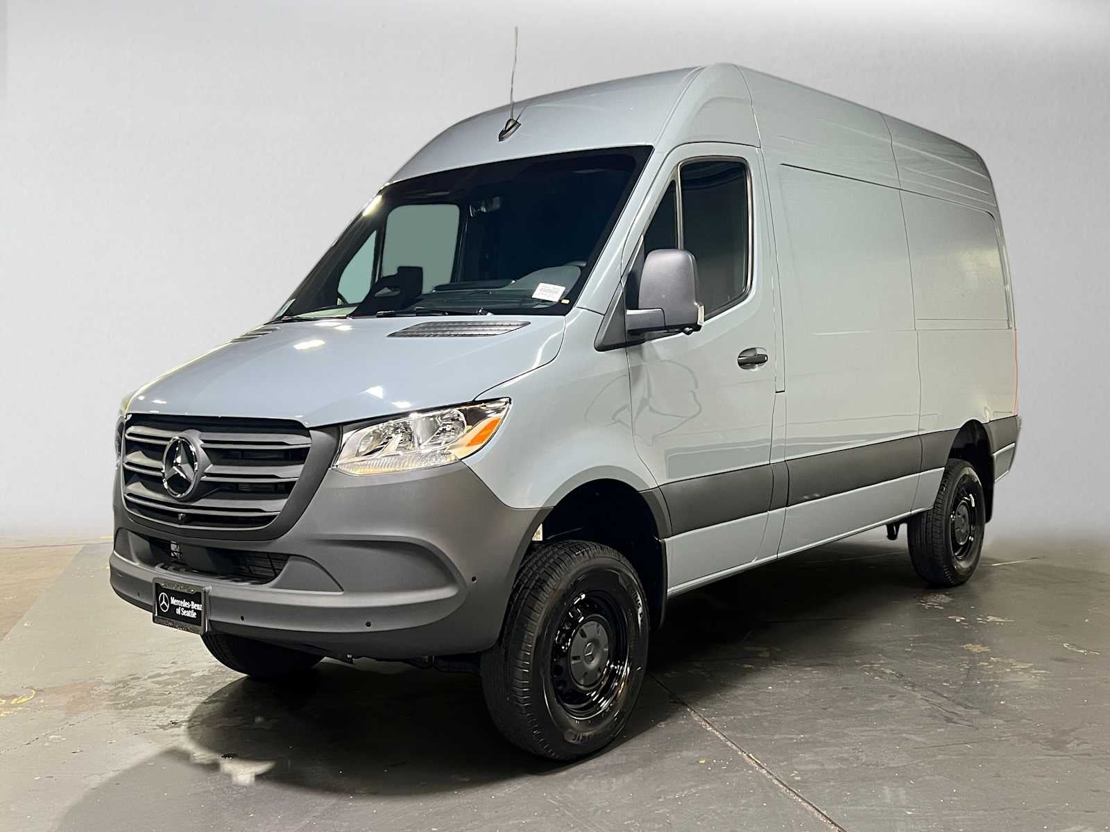 2026 Mercedes-Benz Sprinter Cargo 2500 Standard Roof I4 Diesel HO 144 AWD