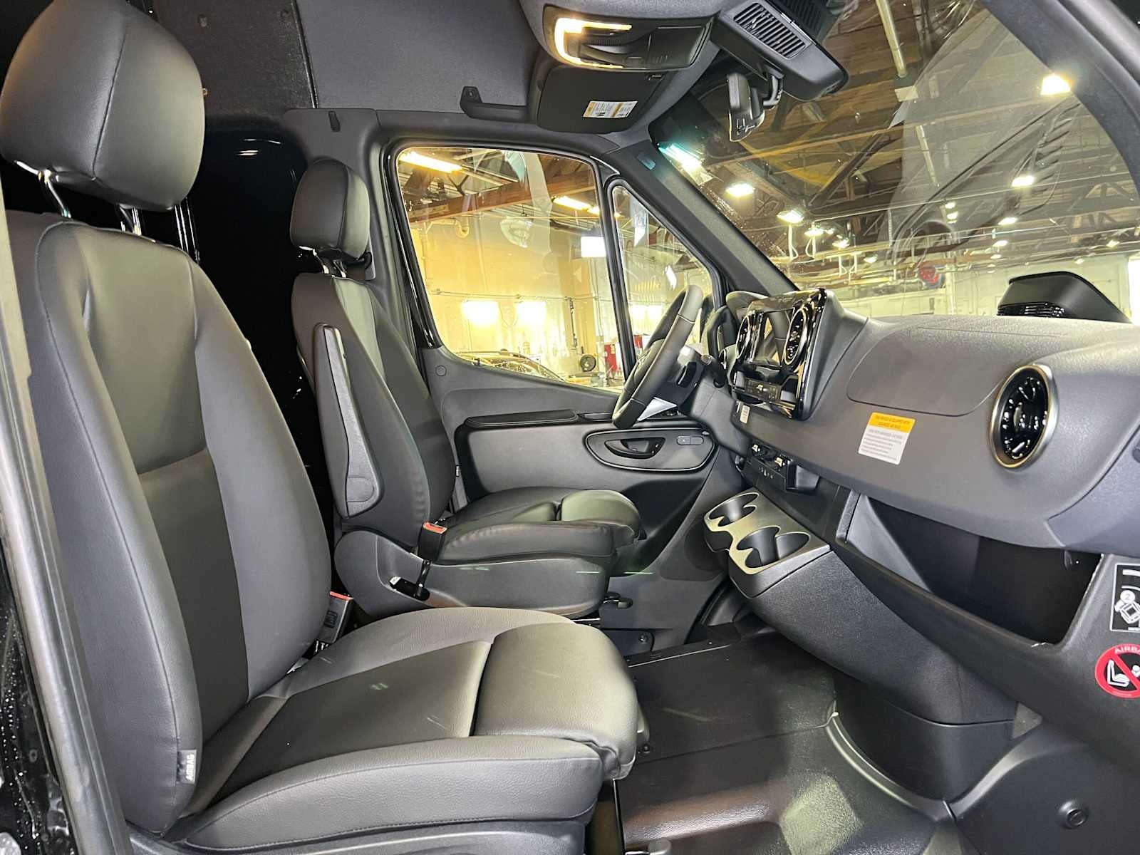 2026 Mercedes-Benz Sprinter Cargo 2500 Standard Roof I4 Diesel HO 144 AWD