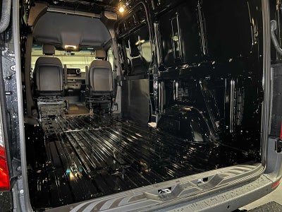 2026 Mercedes-Benz Sprinter Cargo 2500 Standard Roof I4 Diesel HO 144 AWD