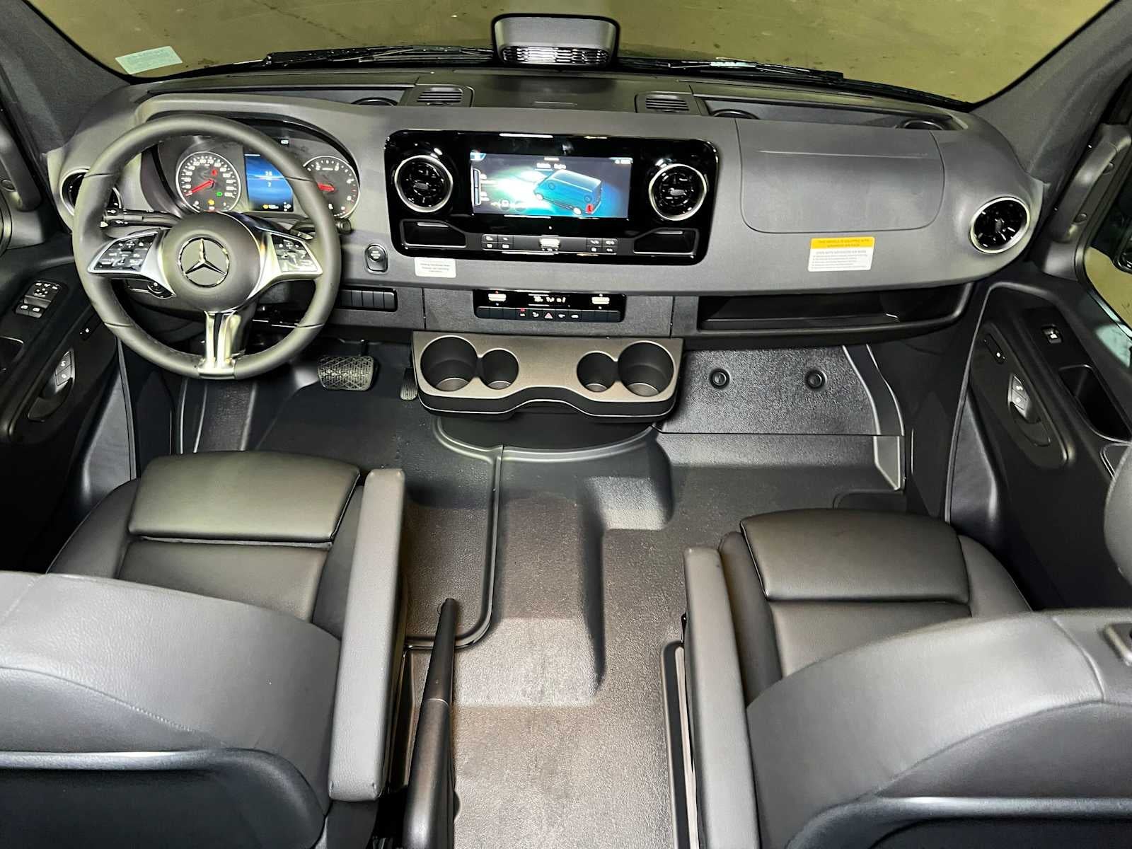2026 Mercedes-Benz Sprinter Cargo 2500 Standard Roof I4 Diesel HO 144 AWD