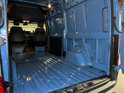 2027 Mercedes-Benz Sprinter Cargo 2500 Standard Roof I4 Diesel HO 144 AWD