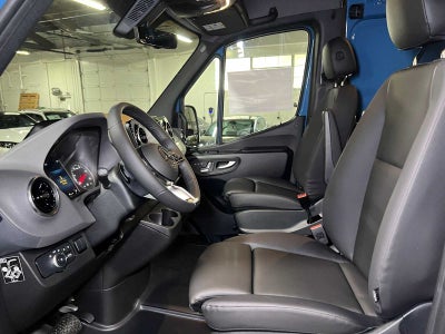 2027 Mercedes-Benz Sprinter Cargo 2500 Standard Roof I4 Diesel HO 144 AWD