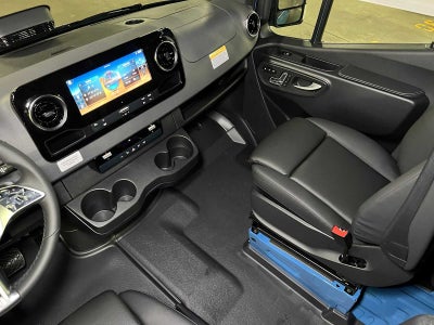 2027 Mercedes-Benz Sprinter Cargo 2500 Standard Roof I4 Diesel HO 144 AWD