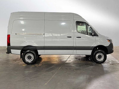 2026 Mercedes-Benz Sprinter 2500 Standard Roof I4 Diesel HO 144" AWD