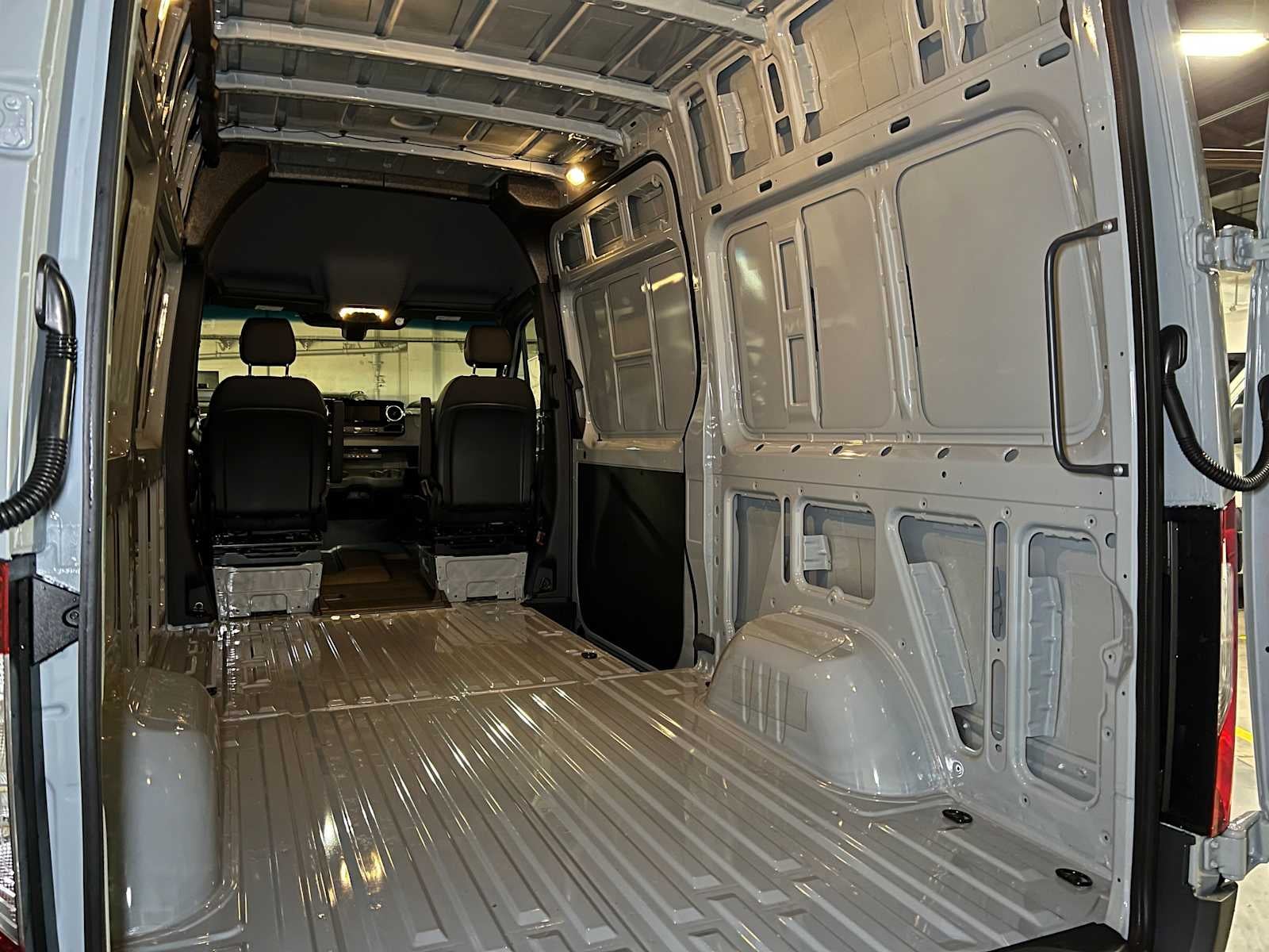 2026 Mercedes-Benz Sprinter 2500 Standard Roof I4 Diesel HO 144" AWD