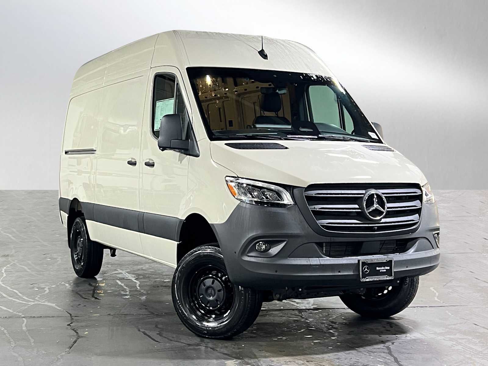 2026 Mercedes-Benz Sprinter 2500 Standard Roof I4 Diesel HO 144" AWD