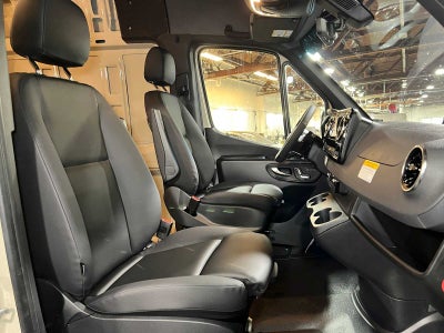 2026 Mercedes-Benz Sprinter 2500 Standard Roof I4 Diesel HO 144" AWD