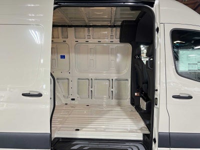 2026 Mercedes-Benz Sprinter 2500 Standard Roof I4 Diesel HO 144" AWD