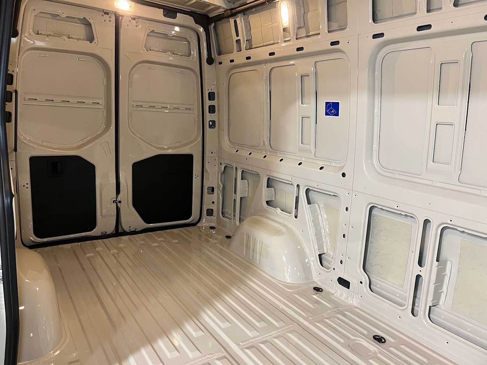 2026 Mercedes-Benz Sprinter 2500 Standard Roof I4 Diesel HO 144" AWD