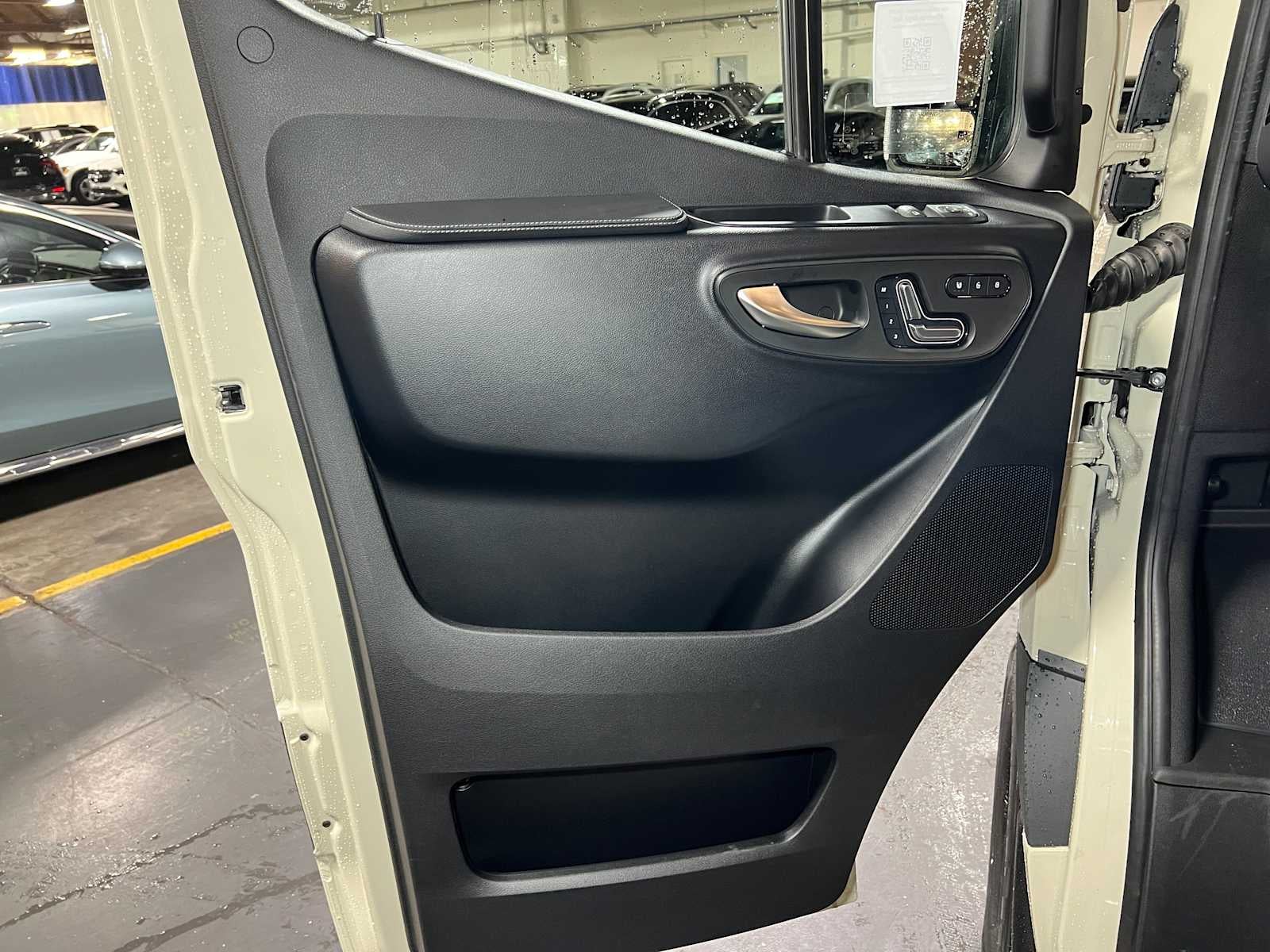 2026 Mercedes-Benz Sprinter 2500 Standard Roof I4 Diesel HO 144" AWD