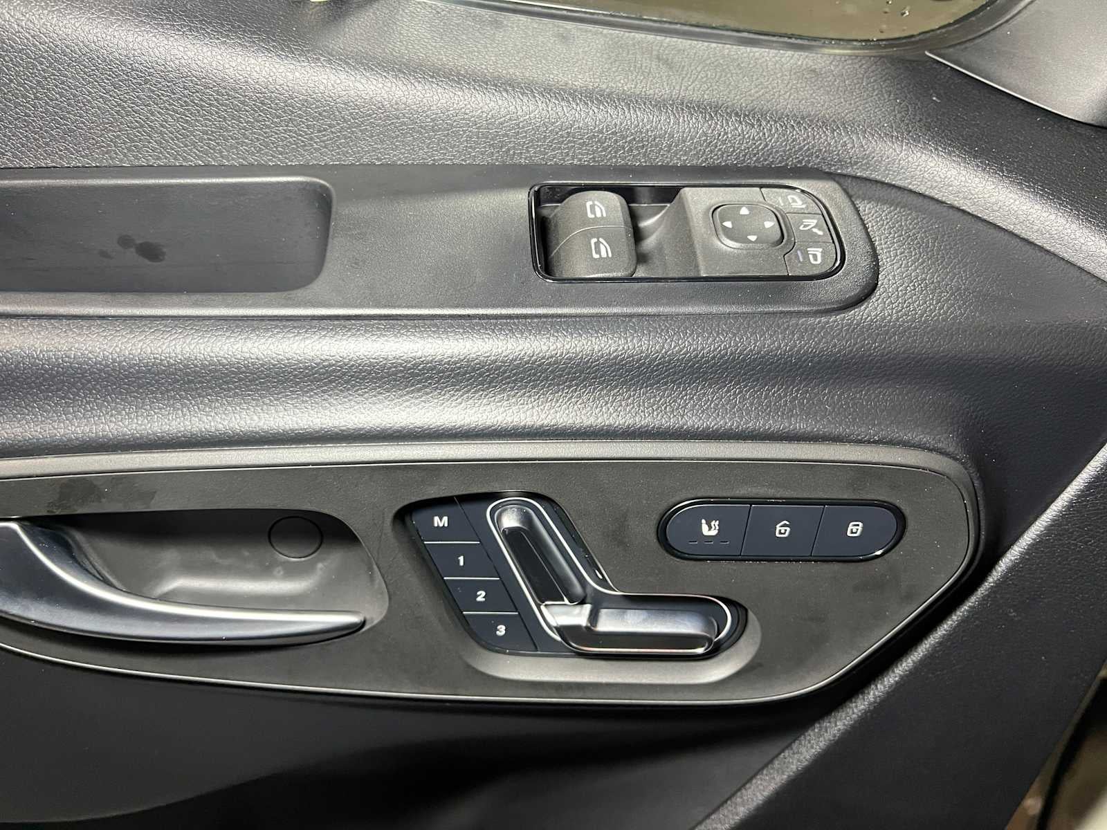 2026 Mercedes-Benz Sprinter 2500 Standard Roof I4 Diesel HO 144" AWD