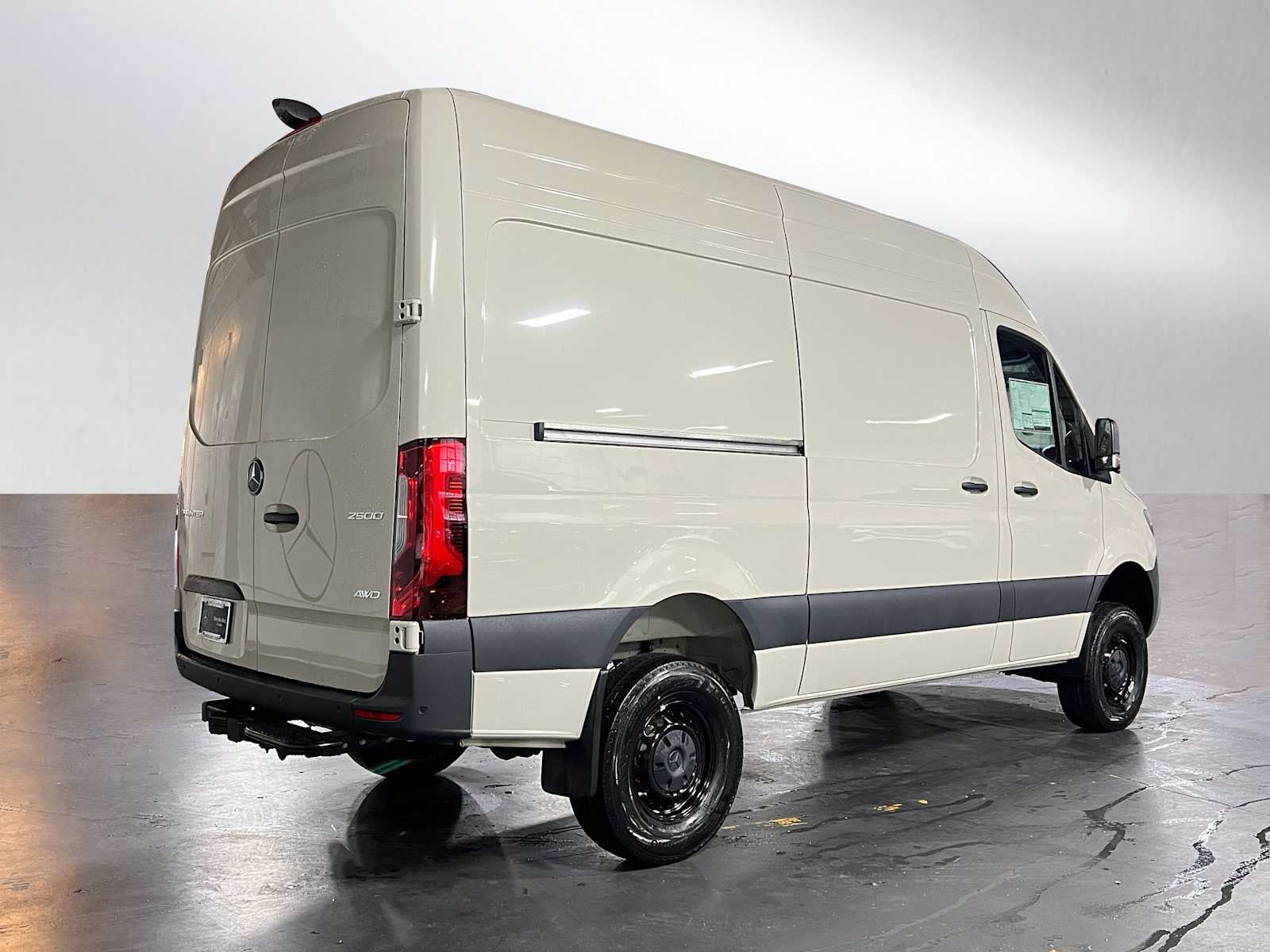 2026 Mercedes-Benz Sprinter 2500 Standard Roof I4 Diesel HO 144" AWD