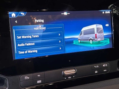 2026 Mercedes-Benz Sprinter 2500 Standard Roof I4 Diesel HO 144 AWD