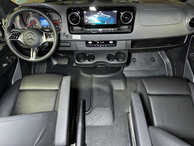 2026 Mercedes-Benz Sprinter 2500 Standard Roof I4 Diesel HO 144 AWD