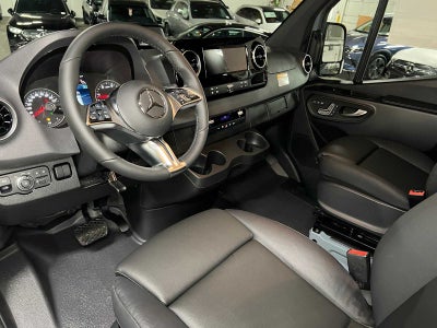 2026 Mercedes-Benz Sprinter 2500 Standard Roof I4 Diesel HO 144 AWD
