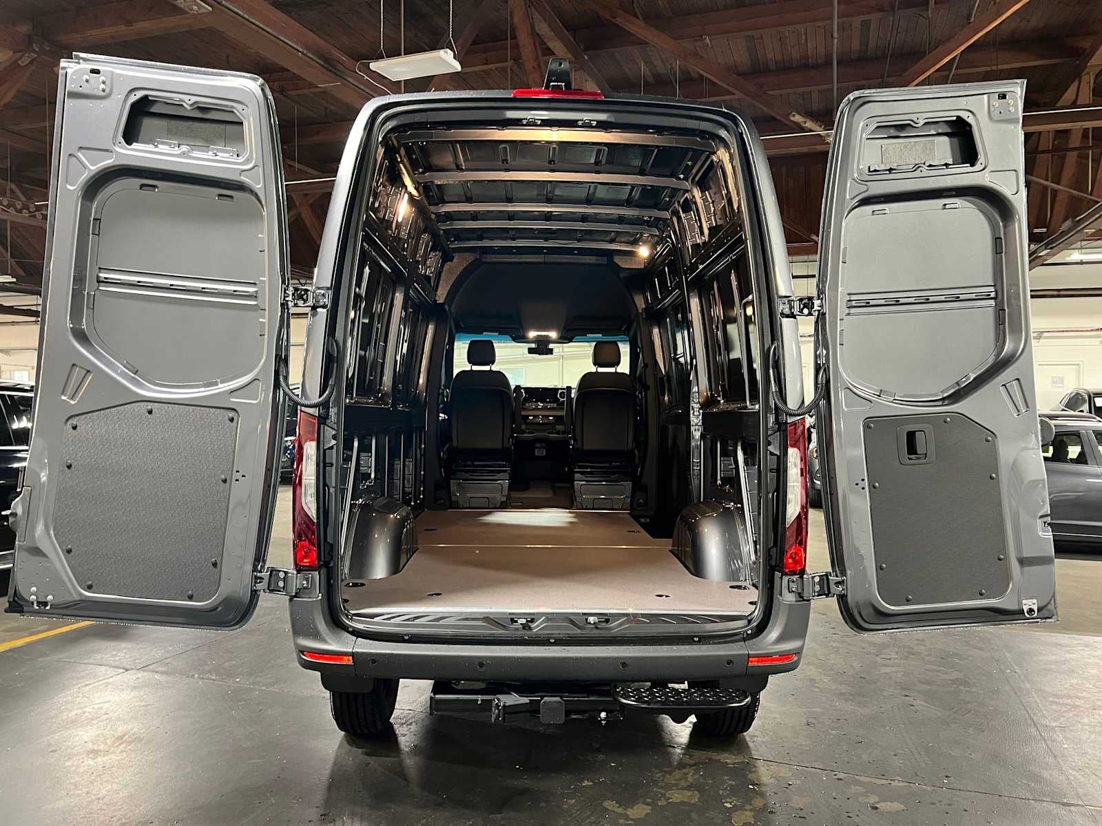 2026 Mercedes-Benz Sprinter 2500 Standard Roof I4 Diesel HO 144 AWD