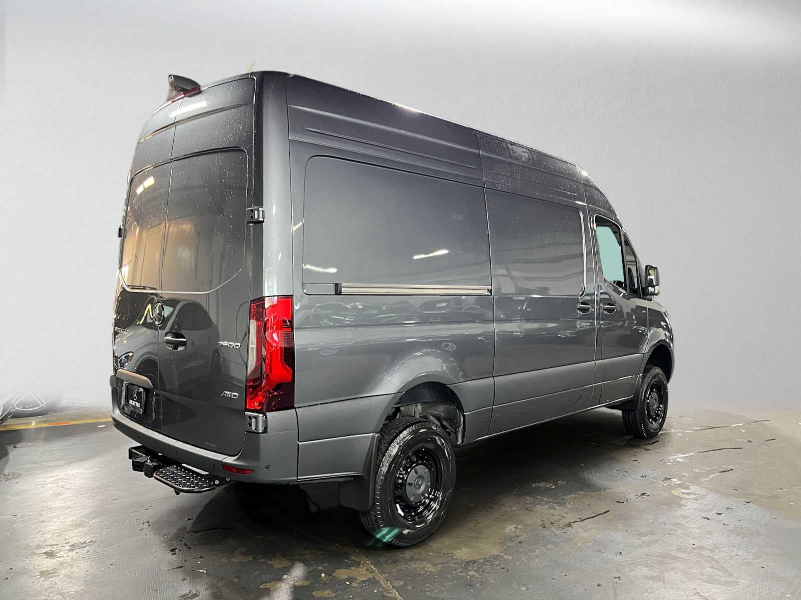 2026 Mercedes-Benz Sprinter 2500 Standard Roof I4 Diesel HO 144 AWD