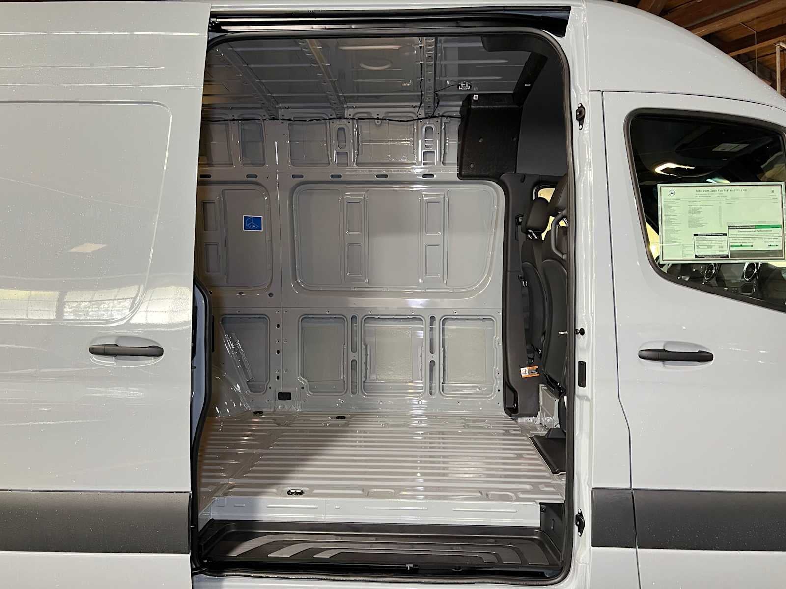 2026 Mercedes-Benz Sprinter Cargo 2500 Standard Roof I4 Diesel HO 144 AWD