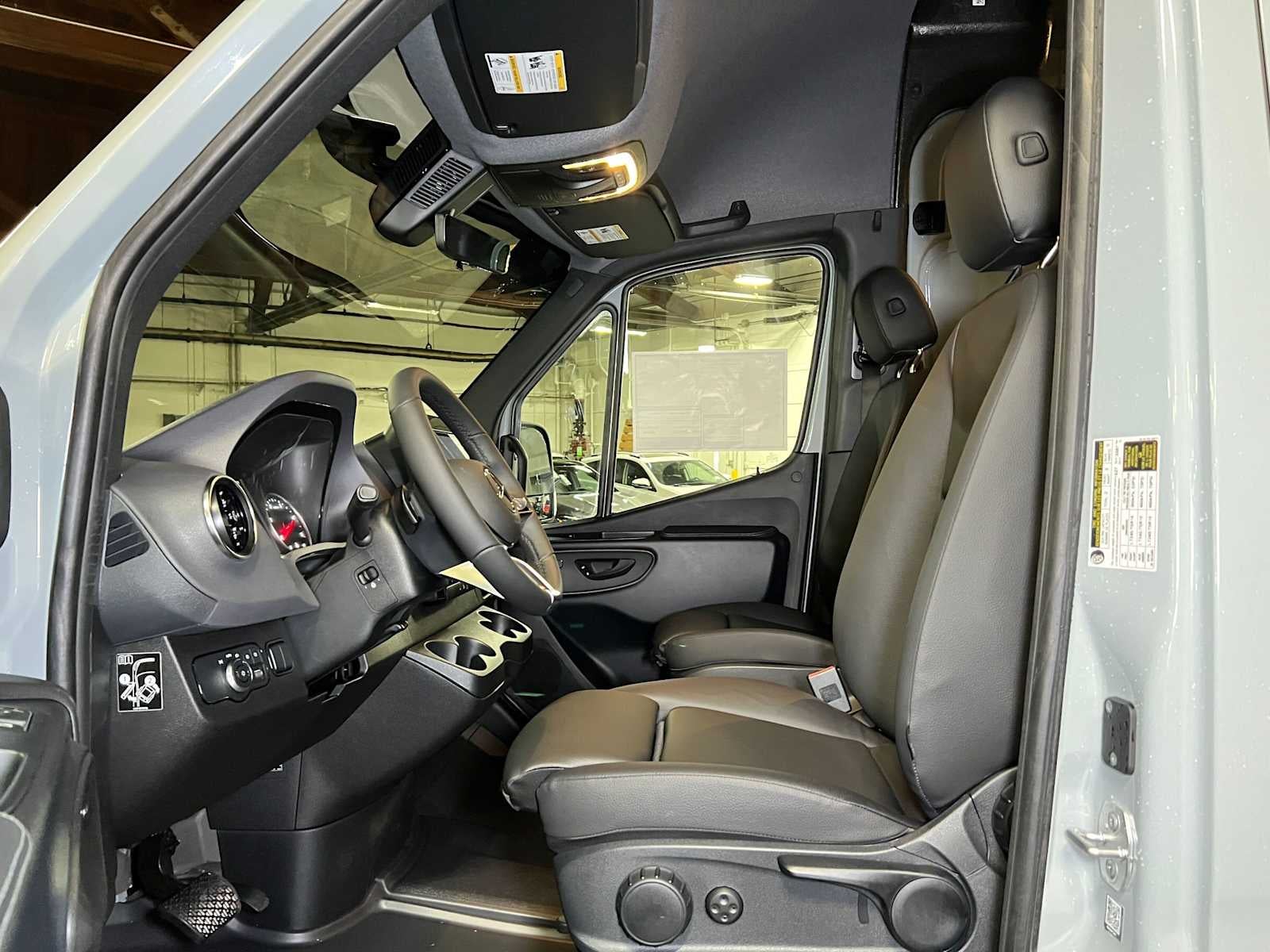 2026 Mercedes-Benz Sprinter Cargo 2500 Standard Roof I4 Diesel HO 144 AWD