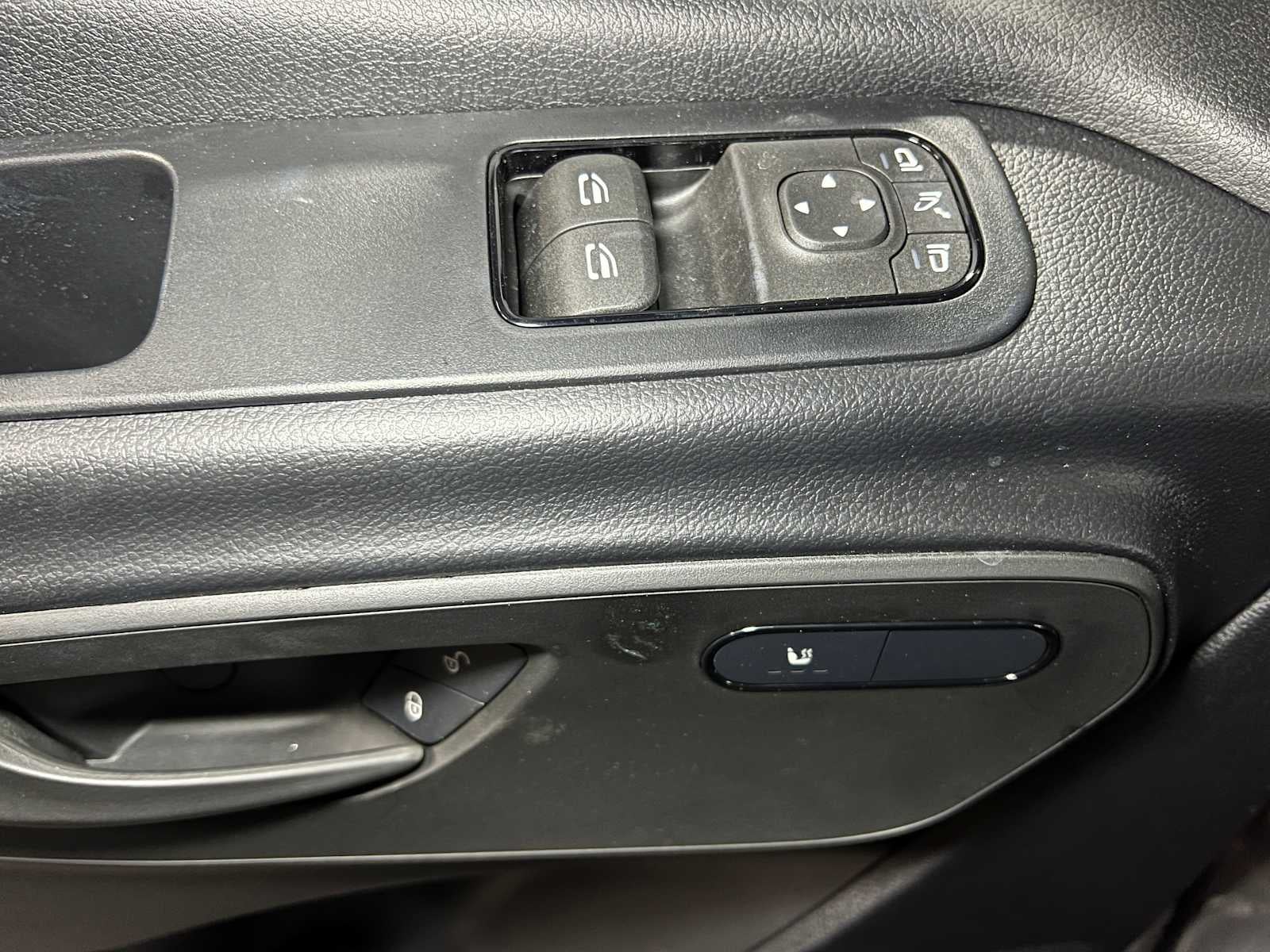 2025 Mercedes-Benz Sprinter Cargo Van 2500 Standard Roof I4 Diesel HO 144 AWD