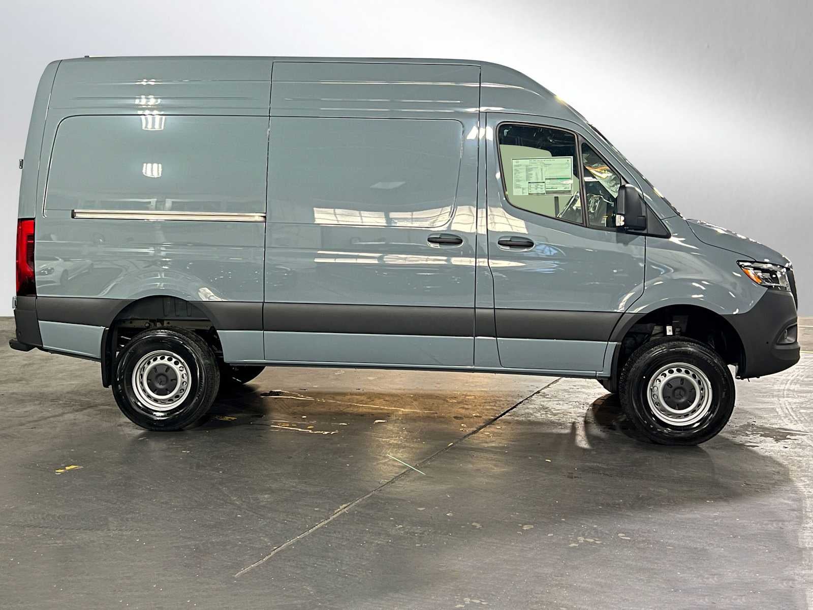 2026 Mercedes-Benz Sprinter 2500 Standard Roof I4 Diesel HO 144" AWD