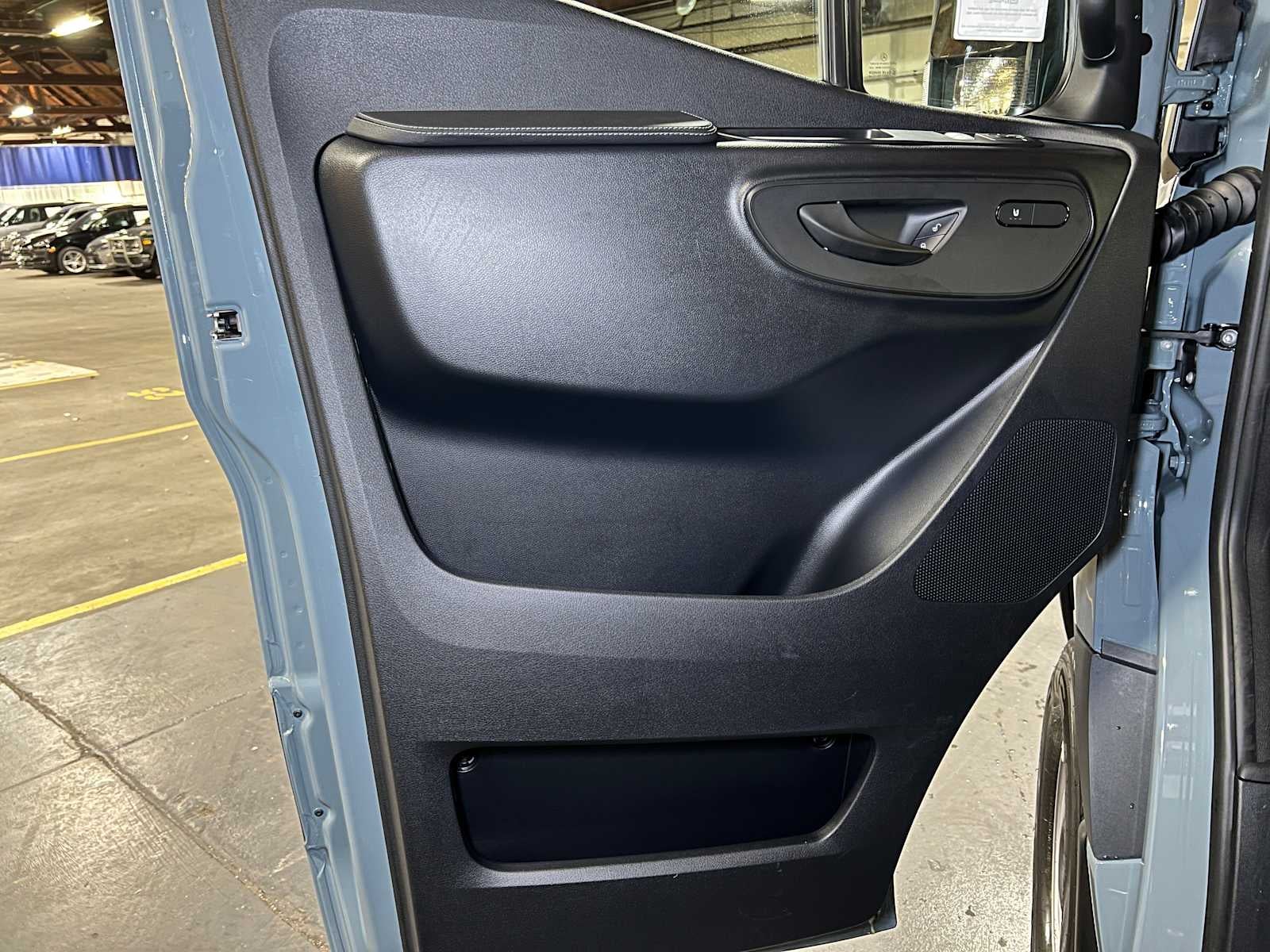 2026 Mercedes-Benz Sprinter 2500 Standard Roof I4 Diesel HO 144" AWD