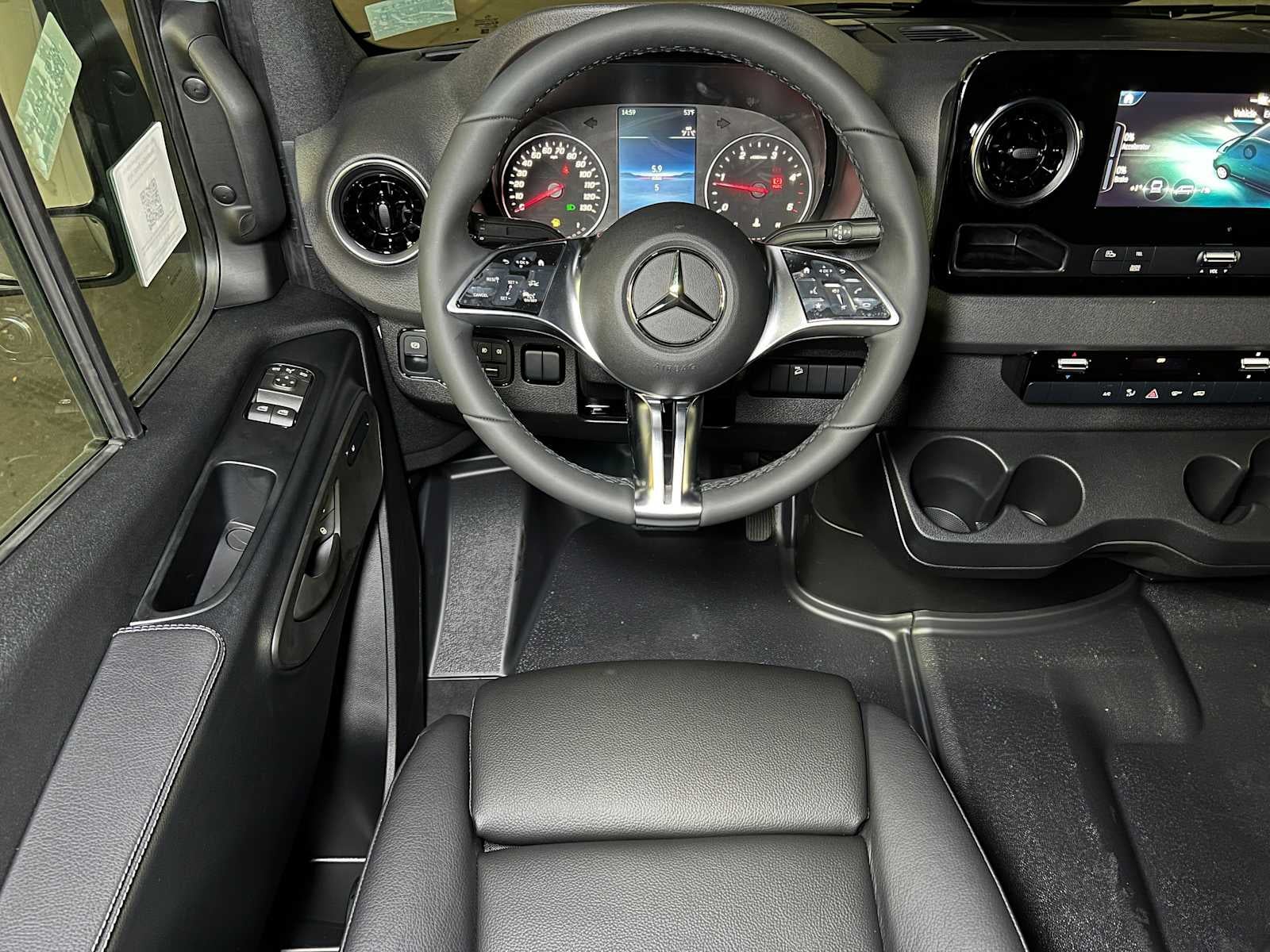 2026 Mercedes-Benz Sprinter 2500 Standard Roof I4 Diesel HO 144" AWD