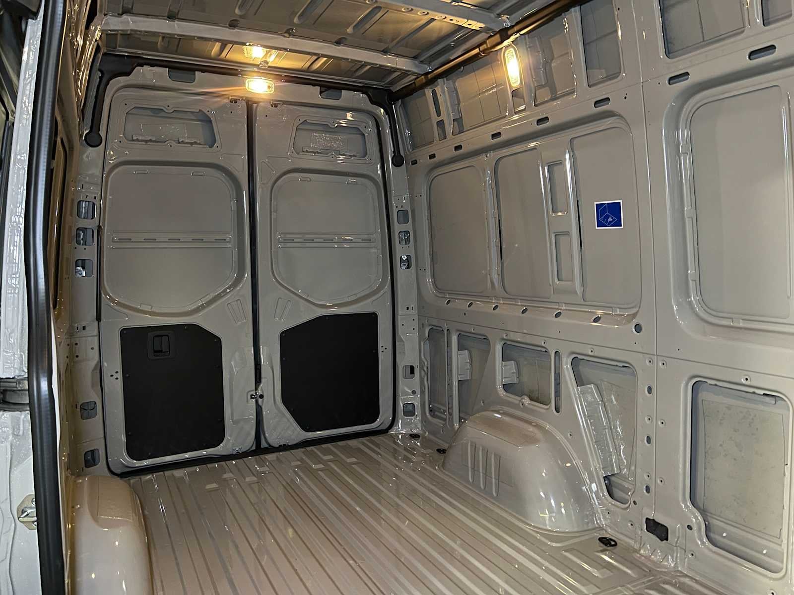 2026 Mercedes-Benz Sprinter 2500 Standard Roof I4 Diesel HO 144" AWD