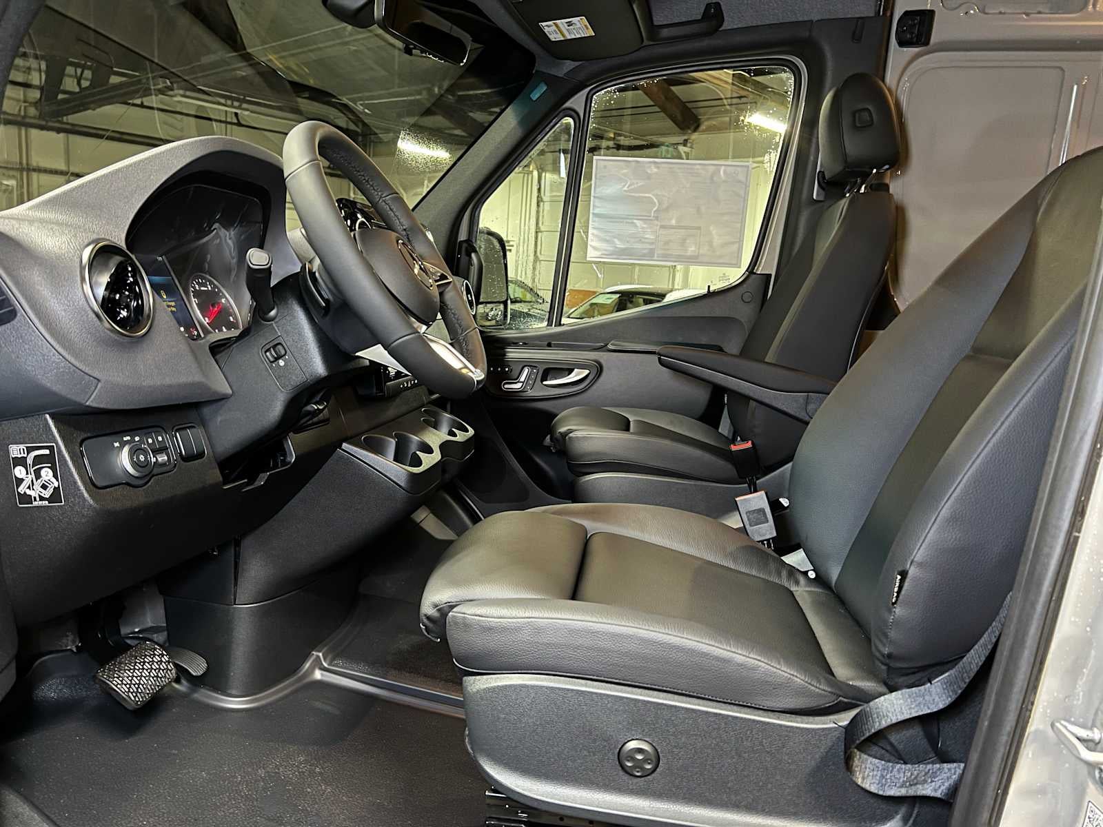 2026 Mercedes-Benz Sprinter 2500 Standard Roof I4 Diesel HO 144" AWD