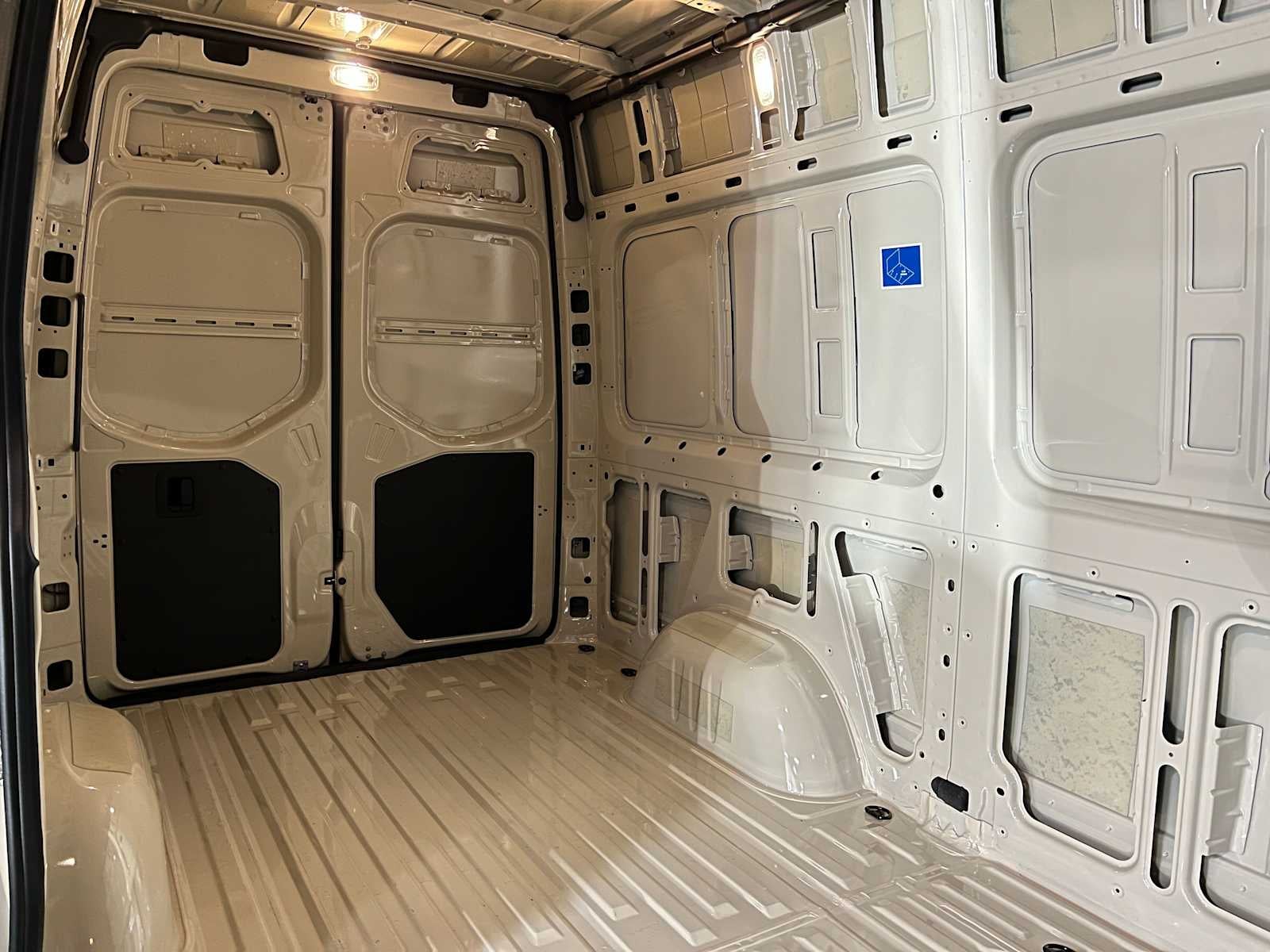 2026 Mercedes-Benz Sprinter 2500 Standard Roof I4 Diesel HO 144" AWD